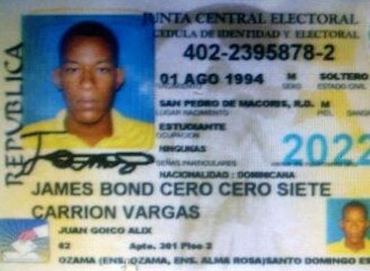 James-Bond-DOMINICANO