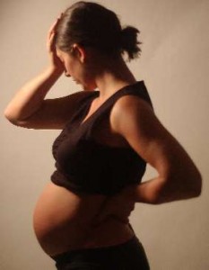 Mujeres-embarazadas-son-parte-de-los-grupos-de-riesgo-frente-al-virus-de-la-Gripe-A-233x300