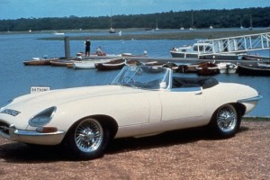 Jaguar E-type_01