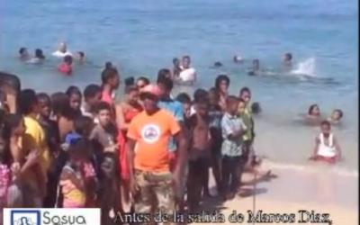 gente_esperando_salida_de_marcos_diaz