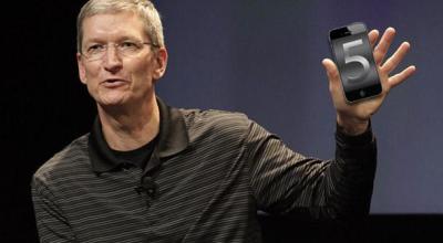 tim_cook_by_adam_tow