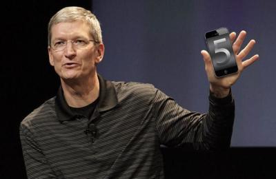 tim_cook_by_adam_tow