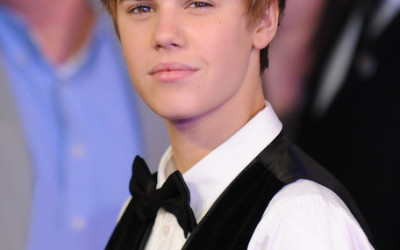 justin-bieber-donate-chopped-3003-0