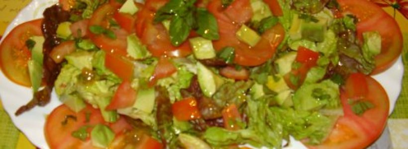 tomates-con-albahaca