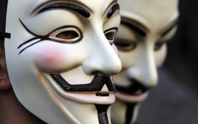 Anonymous-Roma_TL5IMA20120123_0175_30