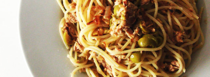 espaguetis-con-aceitunas