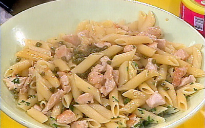 tm1b64_chicken_piccata_pasta1_lg