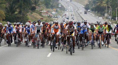vuelta-ciclista-independencia-santo-domingo-02