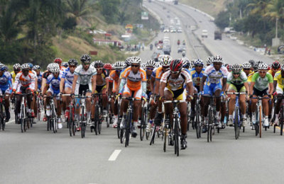 vuelta-ciclista-independencia-santo-domingo-02