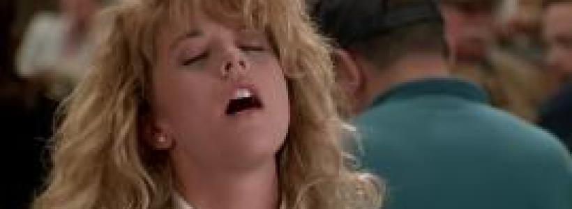 Meg-Ryan-en-la-legendaria-escena-de-Cuando-Harry-conoci-a-Sally