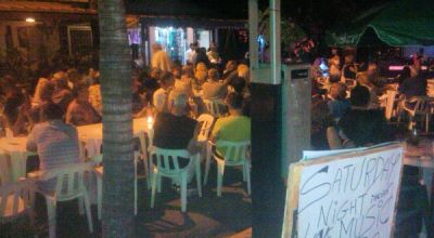 04-17_streetparty_1