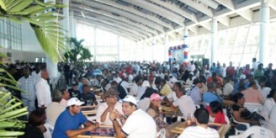 record_guiness_dominicanos_jugando_domino