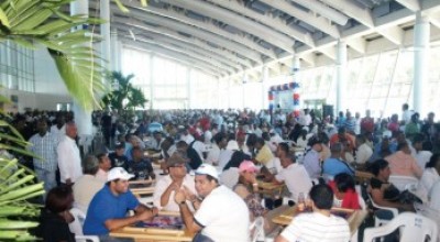 record_guiness_dominicanos_jugando_domino