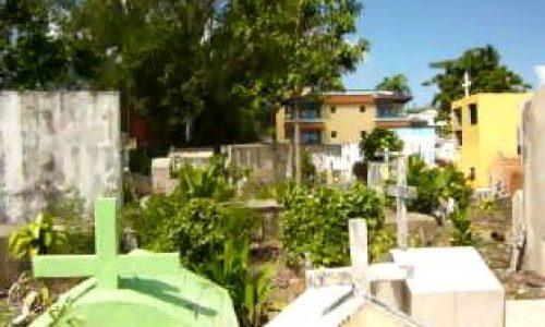 Limpieza_de_cementerio_de_sosua_para_el_dia_de_las_madres