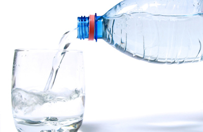 Agua-hidratarse24245354