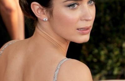 EmilyBlunt-15th-Annual-SAG-Awards_Vettri.Net-03-689x1024