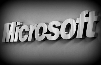 Microsoft-Logo-on-Wall