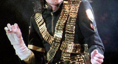 michael-jackson_409x611