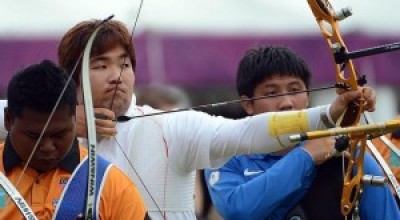 Im-Dong-Hyun-durante-un-entrenamiento-en-Londres-300x168