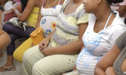 embarazo_en_adolescentes_en_un_21