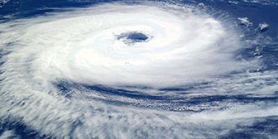 341px-Cyclone_Catarina_from_the_ISS_on_March_26_2004