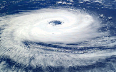 341px-Cyclone_Catarina_from_the_ISS_on_March_26_2004