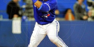 jose-bautista-2012-action