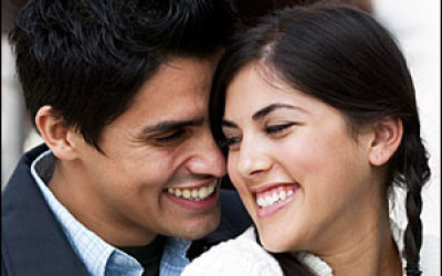 pareja-riendo_567587