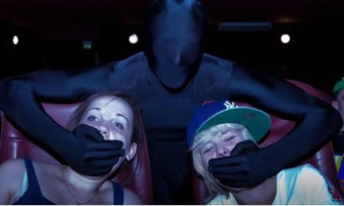 contratan_ninjas_para_q_no_hablen_en_cines