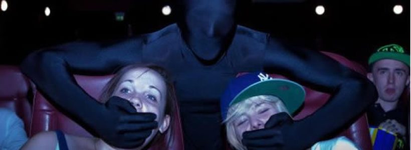 contratan_ninjas_para_q_no_hablen_en_cines