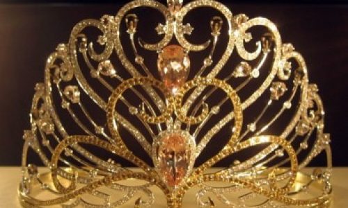 corona_miss_universo2453467890