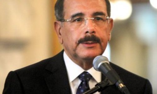 310x320xDanilo-Medina-La-realidad-es-dura-y-se-requiere-del-sacrificio-de-todos-310x320.jpg.pagespeed.ic.eY7NcXsBxC