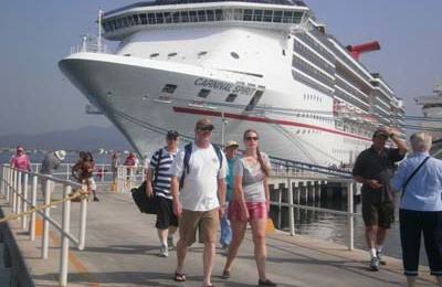 cruceros_y_turistas