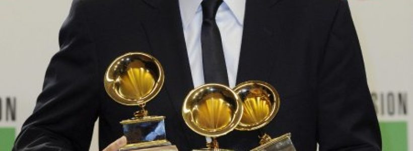 juan-luis-guerra-grammy-2012