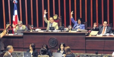 898F3756-689B-4D4F-9CCA-0AD57ED51319.jpg__294__440__CROPz0x294y440