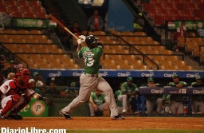 estrellas_sepultan_al_licey