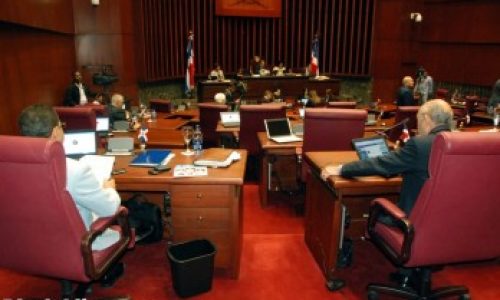 senado_aprobaria_de_urgencia_presupuesto_2013