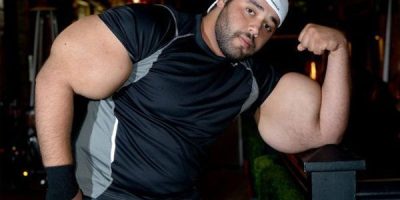 660_hombre_con_los_biceps_mas_grandes_del_mundo