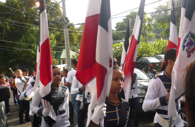 DESFILE_DEL_BICENTENARIO_NAC_DUARTE