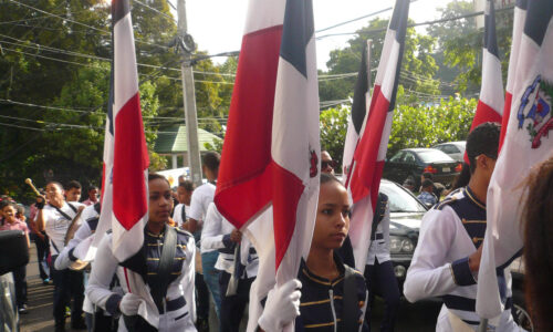 DESFILE_DEL_BICENTENARIO_NAC_DUARTE