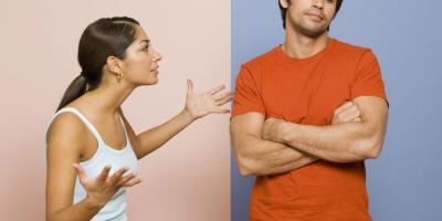 mujer_reganando_hombre