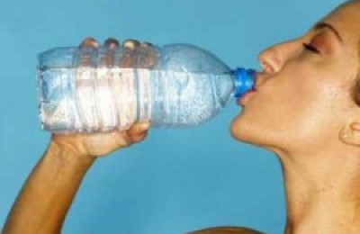 tomar-agua-300x225