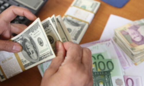 121011103749_dollar_exchange-afp_304x171_afp_nocredit