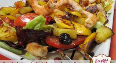 ensalada-templada-de-frutas-y-langostinos