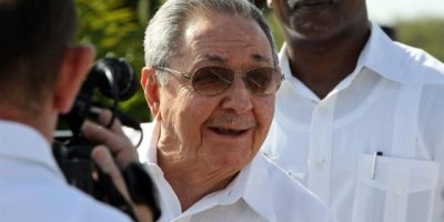 pict107_raul_castro