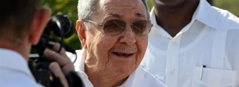 pict107_raul_castro