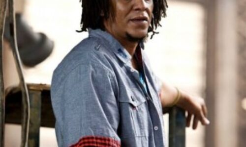 tego-calderon-e1314905300983-300x300