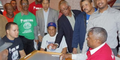 torneo_de_DOMINO_puertoplatenos_en_NY