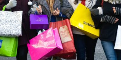 130316153436_women_shopping_304x171_getty_nocredit