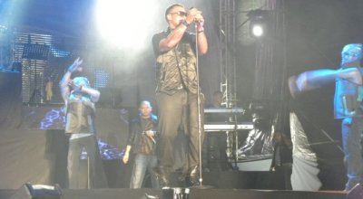 Don-Omar-_cantara_en_premios_soberano